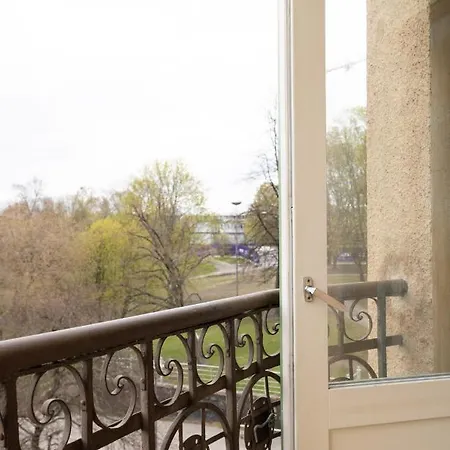 2ndhomes City Center 2br With Balcony And Sauna By Kaisaniemi Park 아파트